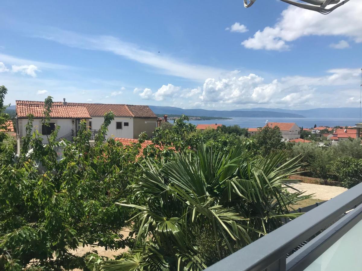 Lovely Sea View House In Malinska Island Krk Exterior photo